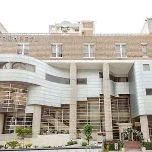 https://naniwanomiya-hotel.hotels-osaka.net