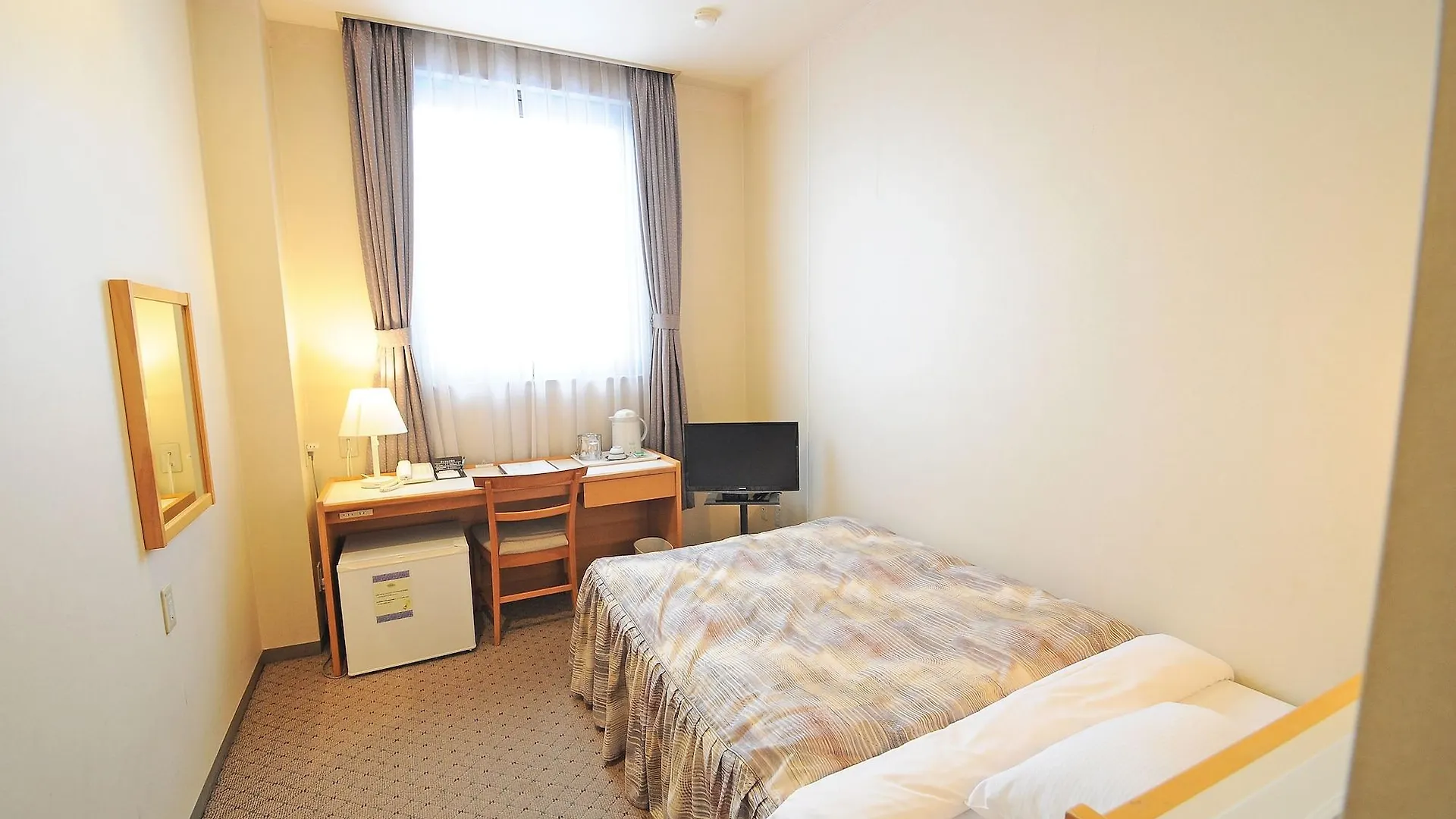 Hotel Sapporo Sun Plaza 4*,
